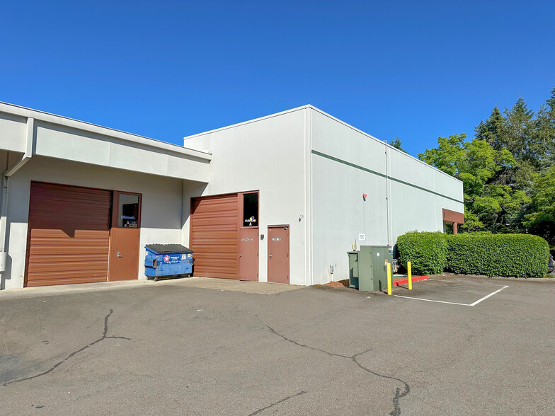 9130 SW Pioneer Ct, Wilsonville, OR à louer - Photo de l’immeuble – Image 3 sur 8