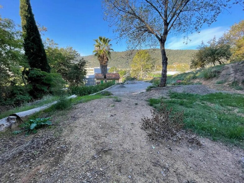 Terrain dans Nice à louer - Photo de l’immeuble – Image 3 sur 9