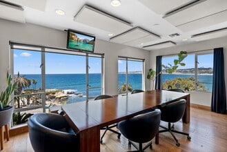 1218-1224 Prospect St, La Jolla, CA à louer Photo intérieure– Image 2 sur 30