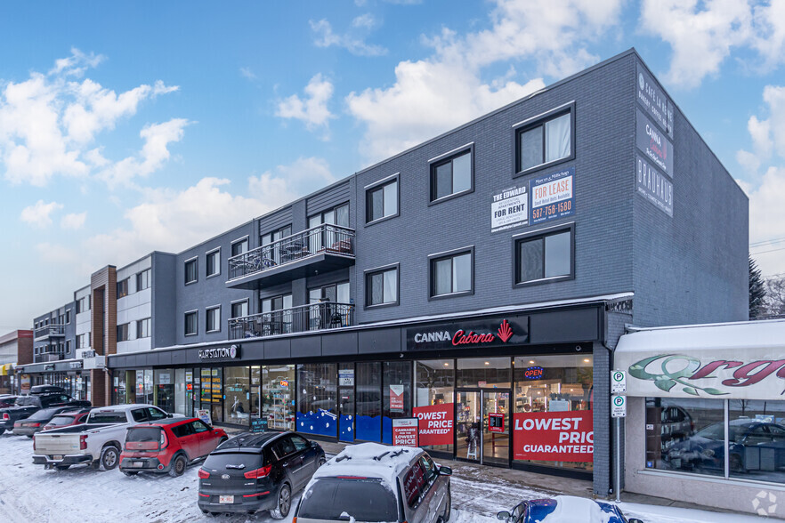 8927 82 Av NW, Edmonton, AB à louer - Photo principale – Image 1 sur 4