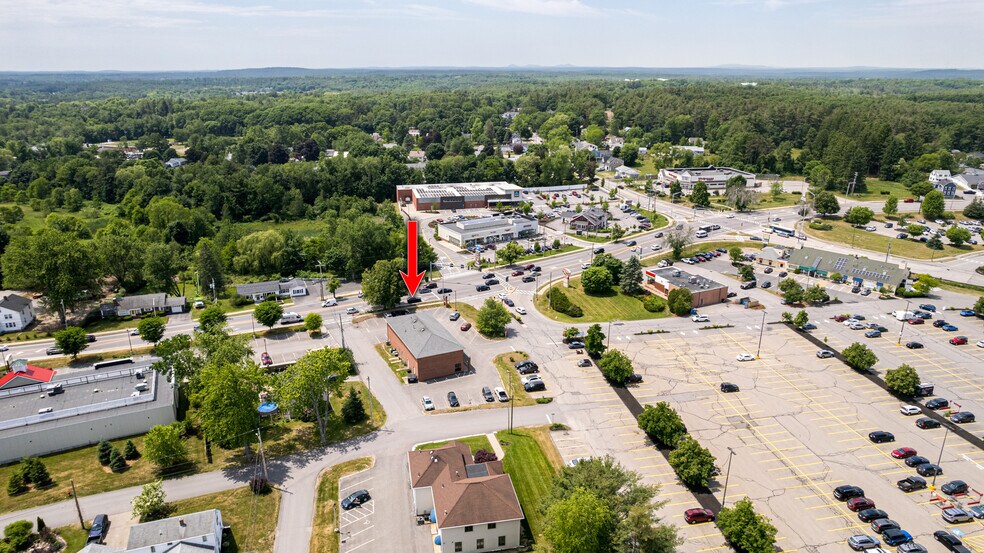 827 Central Ave, Dover, NH à louer - Photo de l’immeuble – Image 3 sur 13