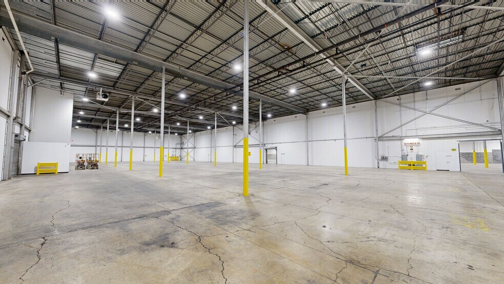 95 Mayhill St, Saddle Brook, NJ à louer - Numérisation 3D Matterport – Image 2 sur 9