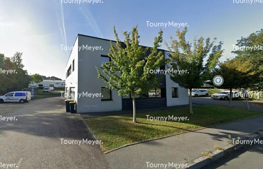 7390 Rue Léonard De Vinci, Hennebont à louer - Photo de l’immeuble – Image 1 sur 4