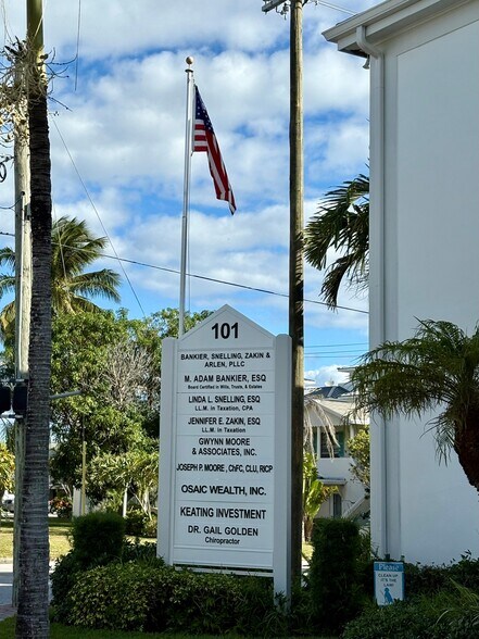 101 SE 6th Ave, Delray Beach, FL à louer - Photo de l’immeuble – Image 3 sur 9