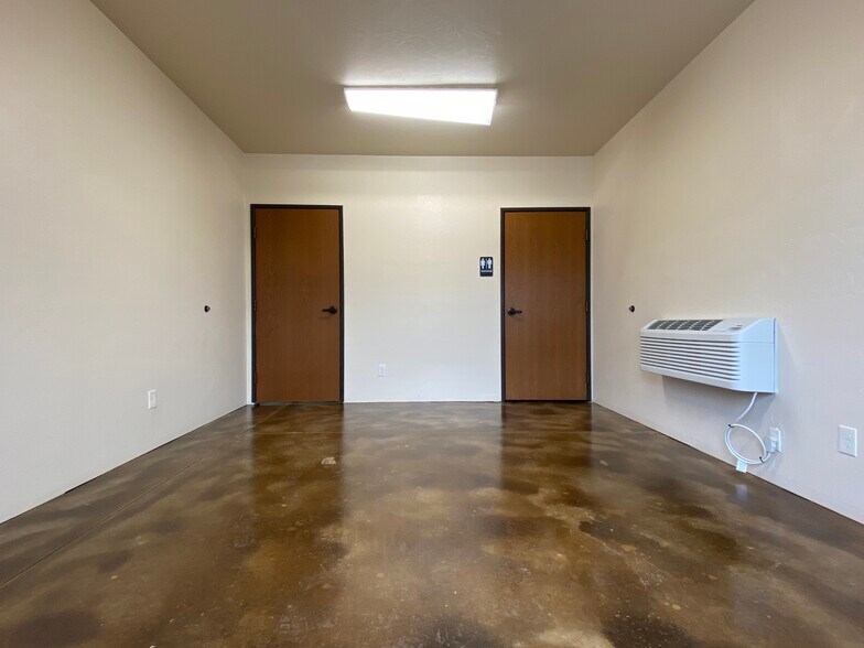 9641 N Council Rd, Oklahoma City, OK à vendre - Photo intérieure – Image 2 sur 7