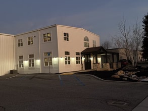 428 N Curry St, Tehachapi, CA à louer Photo intérieure– Image 2 sur 9