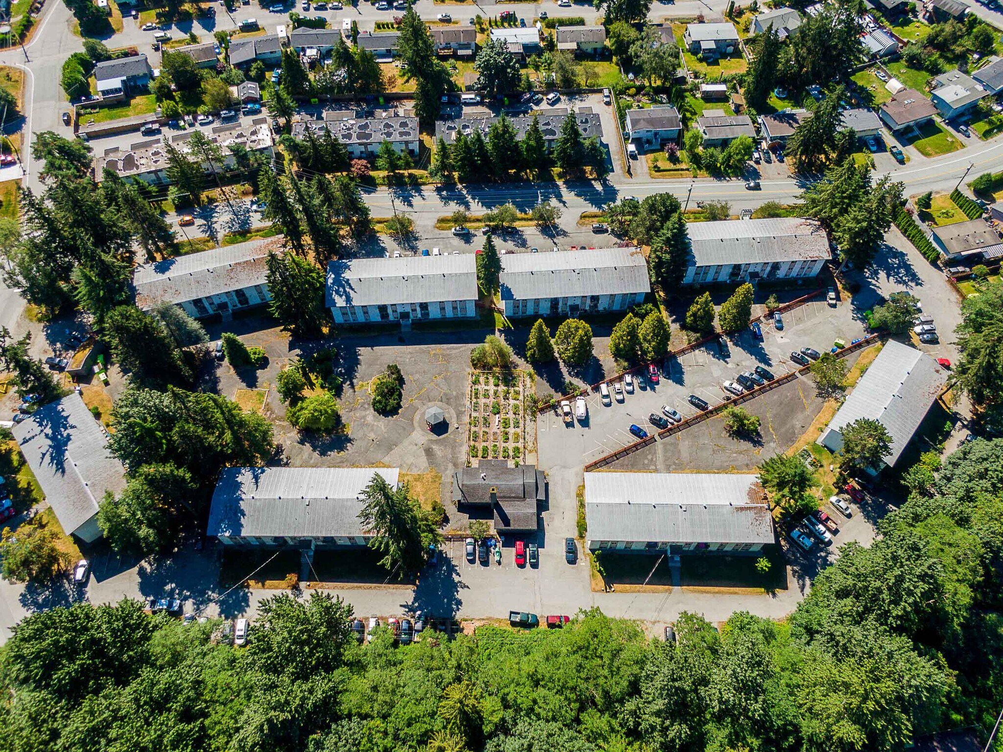 38171 Westway Av, Squamish, BC à vendre Photo principale– Image 1 sur 7