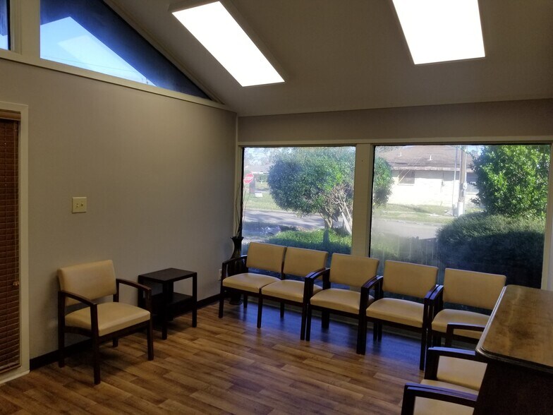 4001 Louisiana Ave, Lake Charles, LA à louer - Photo intérieure – Image 2 sur 7