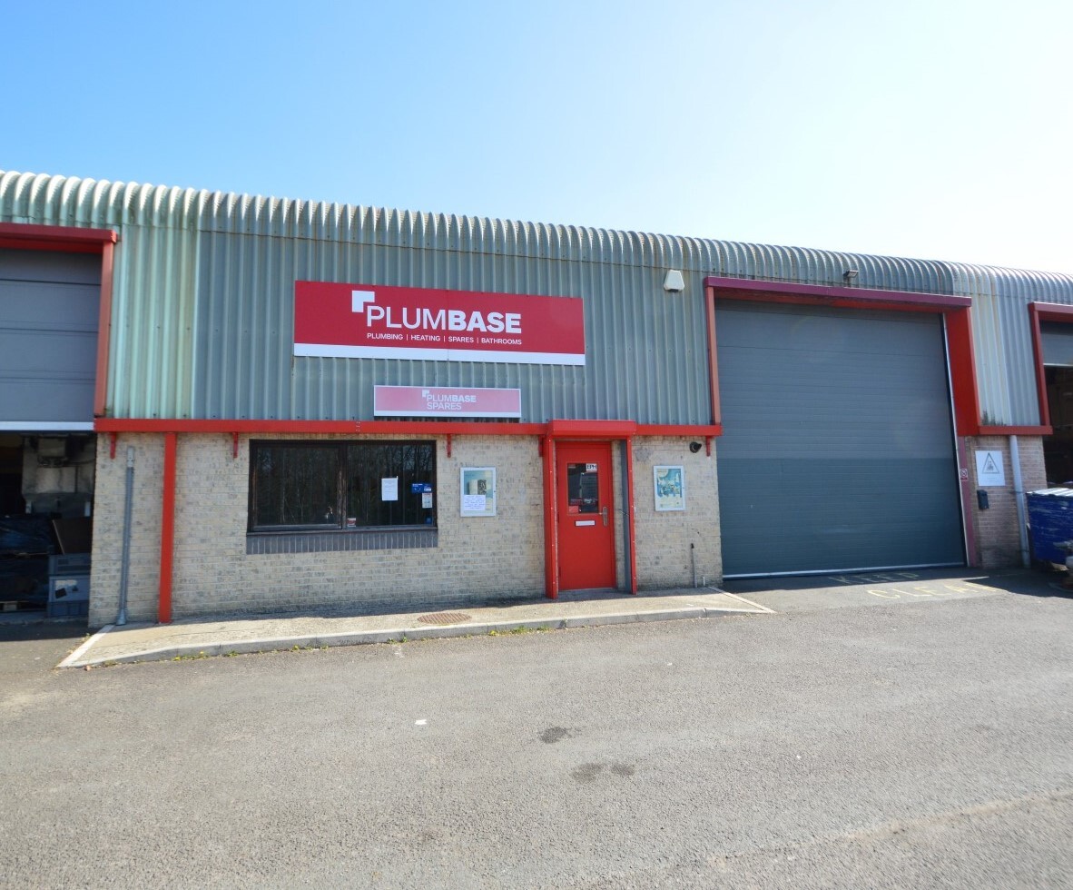 West End, Barnstaple à louer Photo principale– Image 1 sur 2