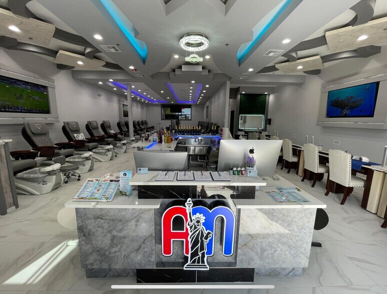 8845 Gary Burns Dr, Frisco, TX à vendre - Photo de l’immeuble – Image 2 sur 6