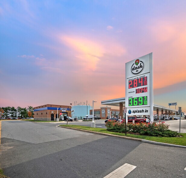 154 N DuPont Hwy, New Castle, DE à vendre - Photo de l’immeuble – Image 2 sur 7