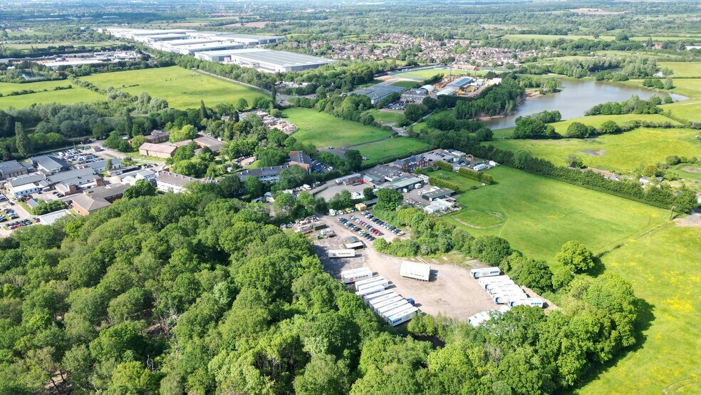 Oxford Rd, Ryton On Dunsmore à vendre - Photo de l’immeuble – Image 2 sur 9