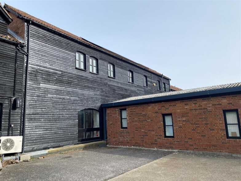 Bridport Rd, Dorchester à vendre - Photo de l’immeuble – Image 3 sur 5