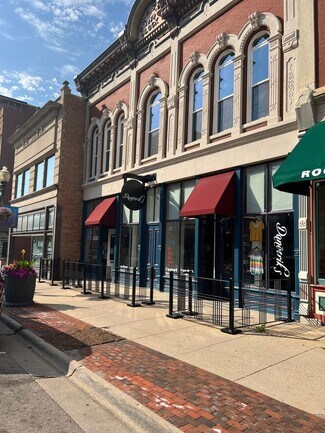 Plus de détails pour 418-420 E State St, Rockford, IL - Local commercial à vendre