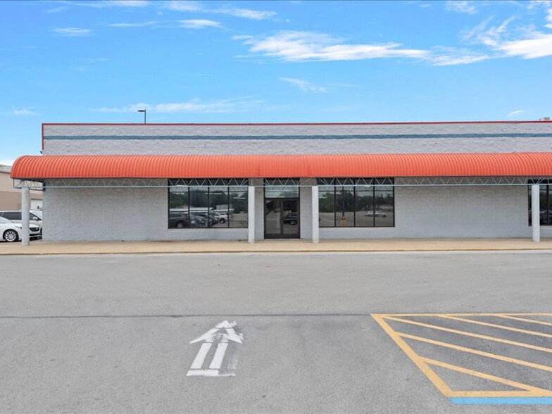 4298 N Prospect St, Decatur, IL à louer - Photo de l’immeuble – Image 2 sur 5
