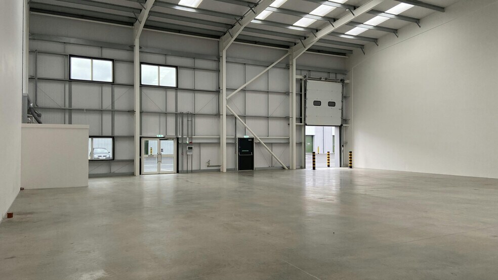 Northfield Rd, Southam à louer - Photo de l’immeuble – Image 3 sur 6