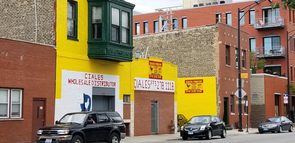 2139 W Armitage Ave, Chicago, IL à vendre - Photo de l’immeuble – Image 2 sur 2