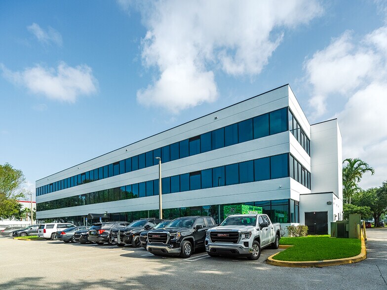 2051 Dr Martin Luther King Jr Blvd, Riviera Beach, FL à vendre - Photo de l’immeuble – Image 3 sur 12