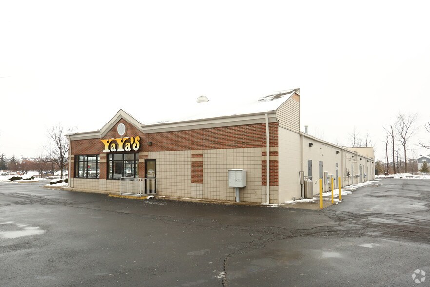 3190-3240 W Silver Lake Rd, Fenton, MI à louer - Photo de l’immeuble – Image 3 sur 3
