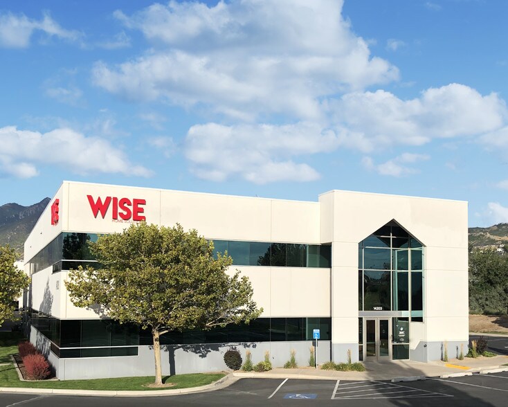 14203 S Minuteman Dr, Draper, UT à louer - Photo principale – Image 1 sur 3