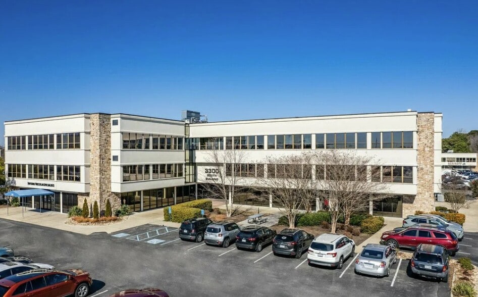 397 Little Neck Rd, Virginia Beach, VA à louer - Photo de l’immeuble – Image 2 sur 5