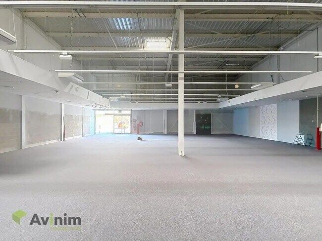 Plus de détails pour Local commercial à louer