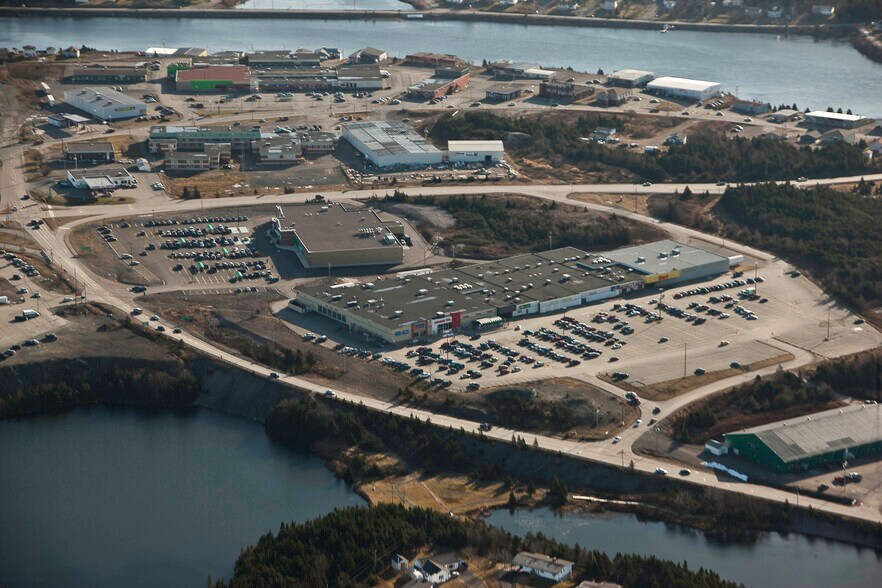 25-27 Columbia, Marystown, NL à louer - Photo de l’immeuble – Image 3 sur 7