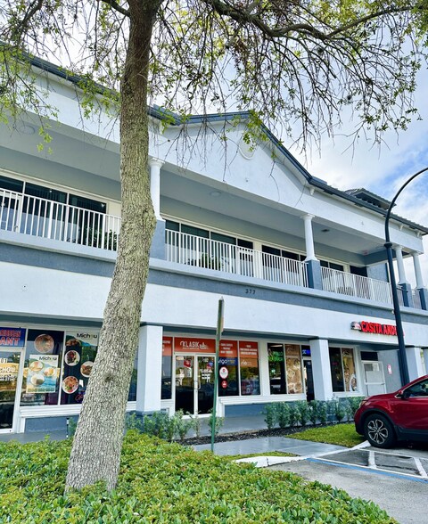 377 N State Road 7, Plantation, FL à louer - Photo de l’immeuble – Image 3 sur 6
