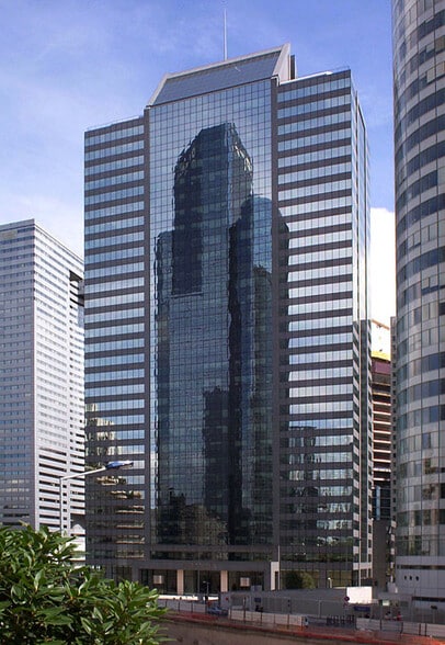 20 Avenue André Prothin, Courbevoie à louer - Photo de l’immeuble – Image 3 sur 30