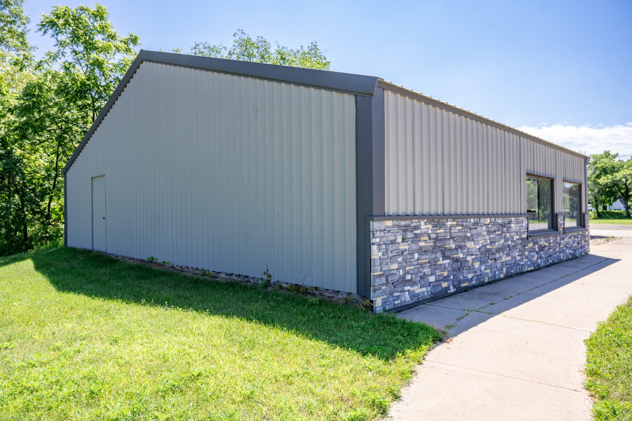 0.917 Acres Prospect, Mauston, WI à vendre Photo principale– Image 1 sur 18