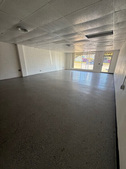 502-512 S Sheridan Rd, Tulsa, OK à louer - Photo de l’immeuble – Image 3 sur 9