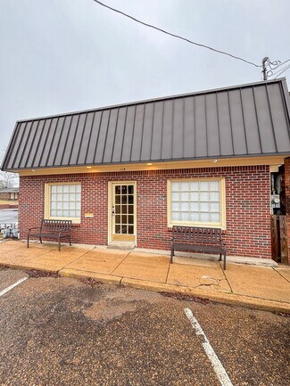 Plus de détails pour 115 S Munford St, Covington, TN - Bureau à vendre