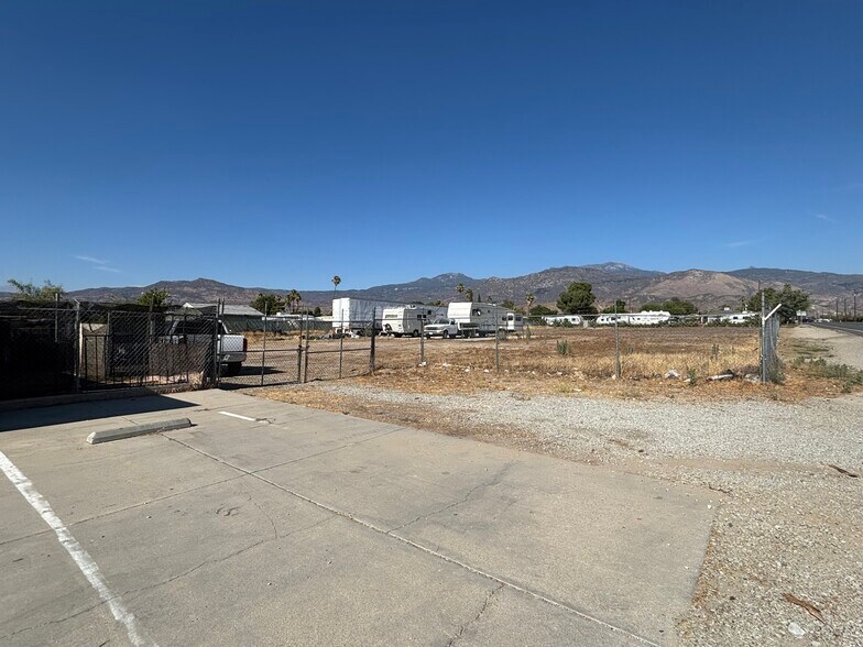 44518 CA-74, Hemet, CA à vendre - Photo de l’immeuble – Image 3 sur 5