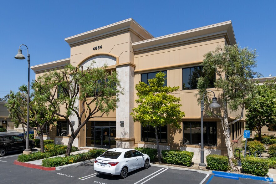 4684 Ontario Mills Pky, Ontario, CA à louer - Photo de l’immeuble – Image 1 sur 14