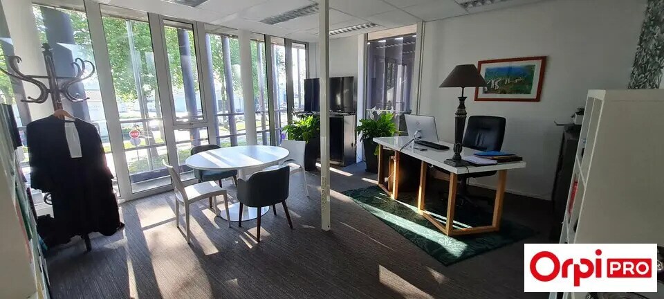 Bureau dans Trégueux à louer Photo de l’immeuble– Image 1 sur 5