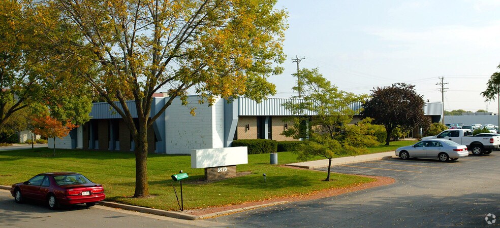 8970 N 55th St, Milwaukee, WI à vendre - Photo de l’immeuble – Image 3 sur 4