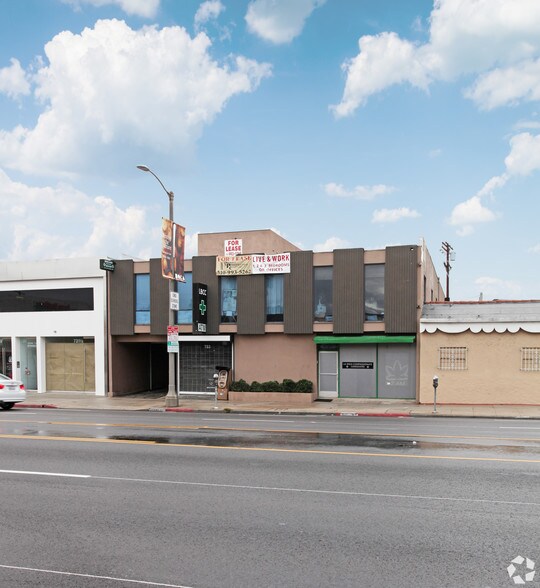 733-735 N La Brea Ave, Los Angeles, CA à louer - Photo principale – Image 1 sur 13