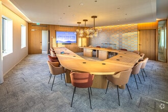 6 Allée de L'arche, Courbevoie à louer Photo intérieure– Image 2 sur 3