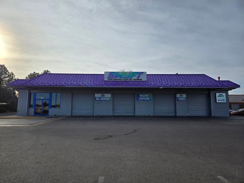 16710 Iliff Ave, Aurora, CO à louer - Photo de l’immeuble – Image 1 sur 4