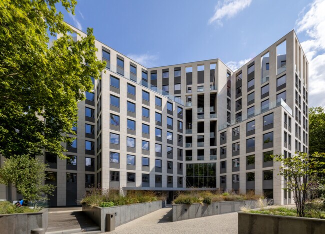 Plus de détails pour 81 Boulevard De La Bataille De Stalingrad, Villeurbanne - Bureau à louer