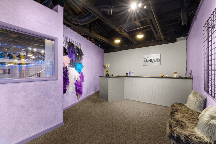 417 W Santa Fe Ave, Flagstaff, AZ à vendre - Hall d’entrée – Image 3 sur 16