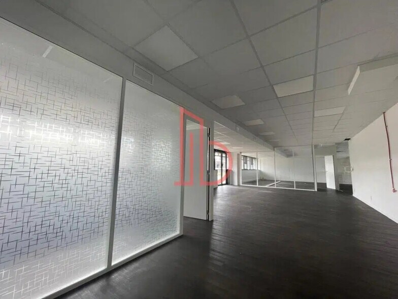 Bureau dans Mérignac à louer - Photo de l’immeuble – Image 2 sur 7