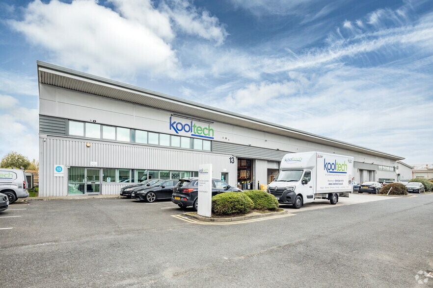 Wheel Forge Way, Manchester à louer - Photo de l’immeuble – Image 3 sur 3