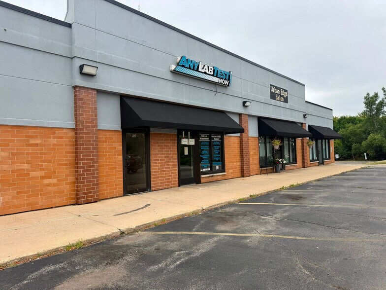 6258 E Riverside Blvd, Loves Park, IL à louer - Photo de l’immeuble – Image 3 sur 4