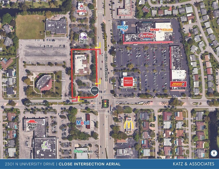 2301 N University Dr, Sunrise, FL à louer - Photo de l’immeuble – Image 2 sur 7