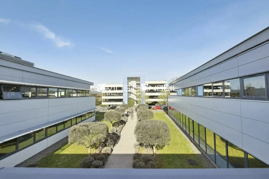 Bureau dans Labège à louer - Photo de l’immeuble – Image 2 sur 8