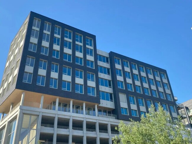 Plus de détails pour Boulevard De Berlin, Nantes - Bureau à louer