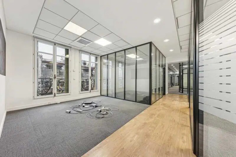 38 Avenue De L'Opera, Paris à louer - Photo de l’immeuble – Image 2 sur 14
