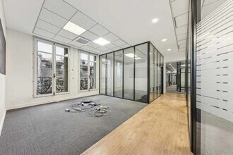 38 Avenue De L'Opera, Paris à louer Photo intérieure– Image 2 sur 6