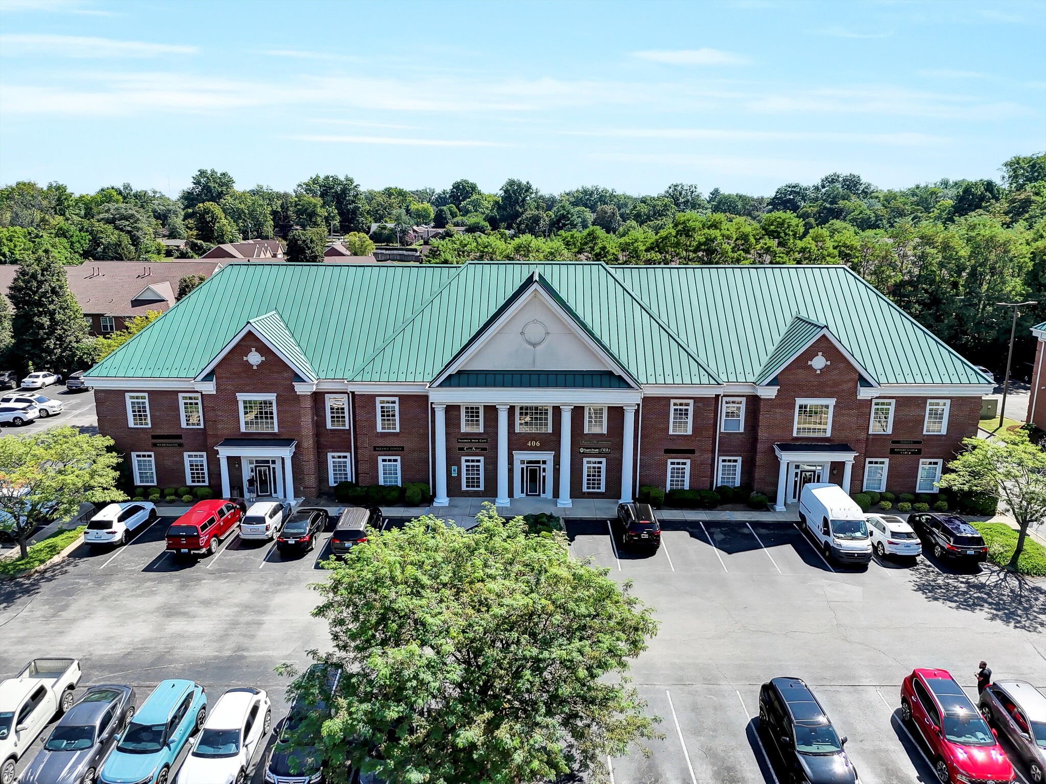 406 Blankenbaker Pky, Louisville, KY à vendre Photo de l’immeuble– Image 1 sur 42